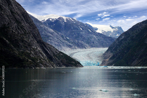 Fototapeta Naklejka Na Ścianę i Meble -  Glacier