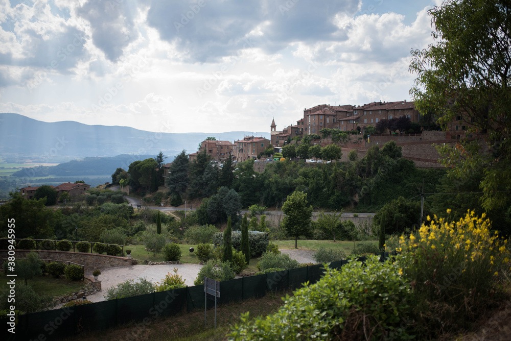 Obraz premium Panorama sur Città della Pieve en Ombrie