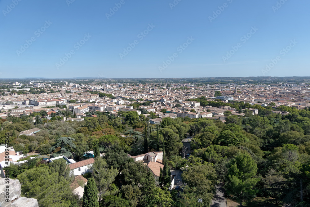 Ville de Nîmes vue de la tour Magne - Gard - France