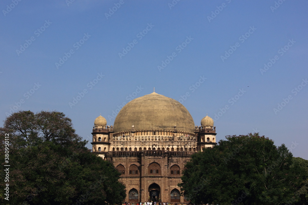 gol gumbaz, Bijapur, architecture, dome, with blue shy, Karnataka - obrazy, fototapety, plakaty 