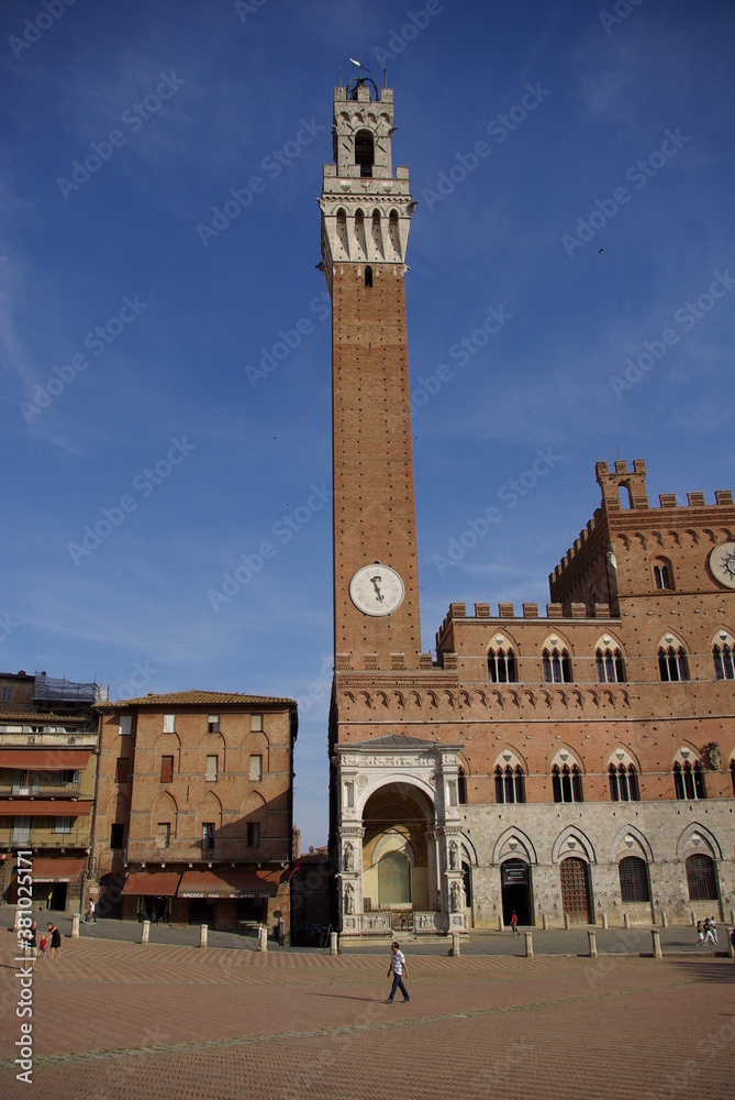 City tour in Siena, italy. 