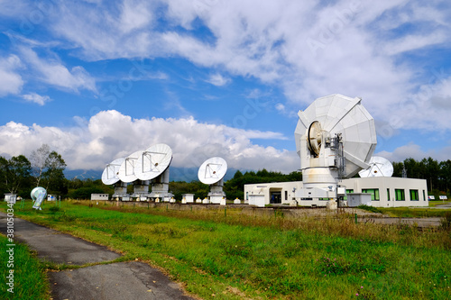 Obraz na płótnie 【長野】国立天文台野辺山宇宙電波観測所（パラボラアンテナ）