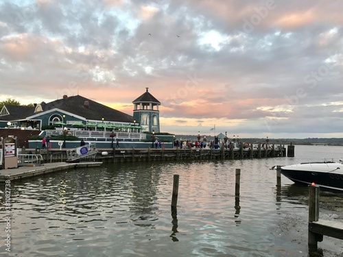 sunset on the pier © Daniil