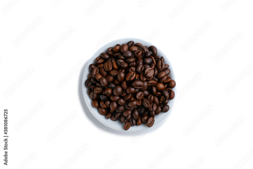 Fototapeta premium Set of fresh roasted coffee beans isolated on white background