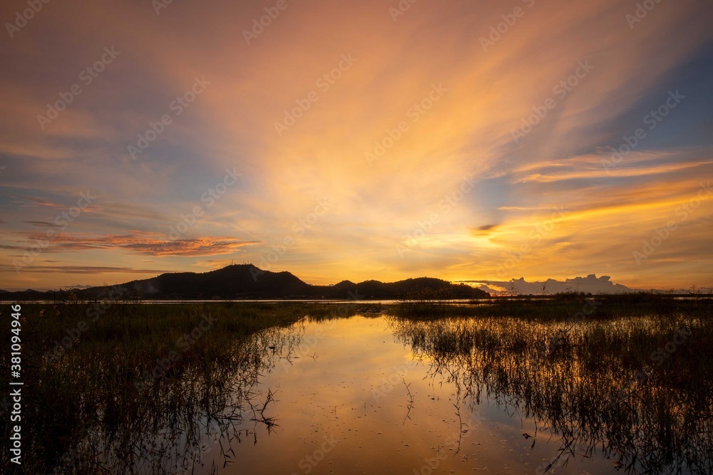 Fototapeta premium sunrise over the river