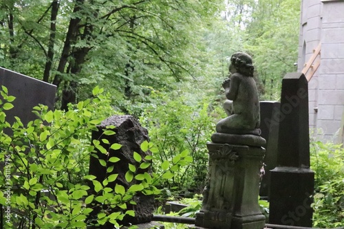 statue in the cemetery
