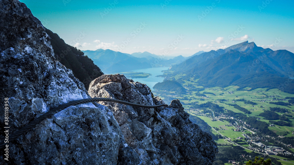 Obraz premium Salzkammergut is an Austrian region of lakes and Alpine ranges near Salzburg.