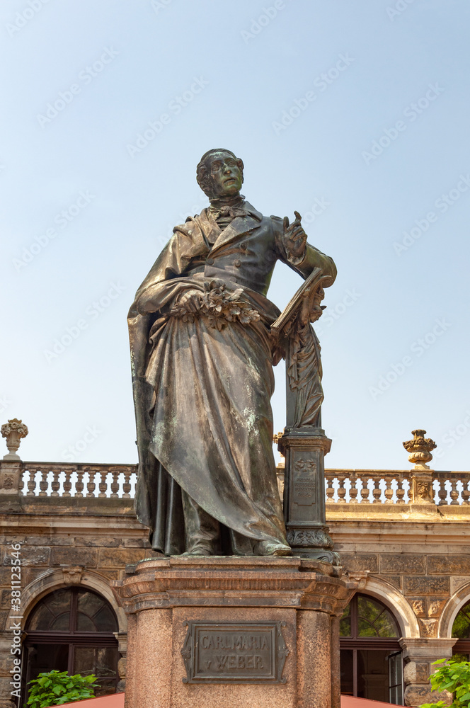 Fototapeta premium Statue of Carl Maria von Weber in Dresden, Germany