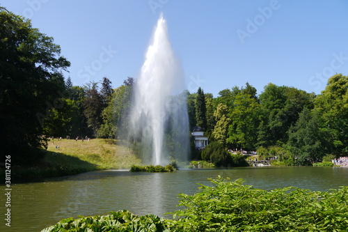 Große Fontäne Fontänenteich Bergpark Wilhelmshöhe in Kassel