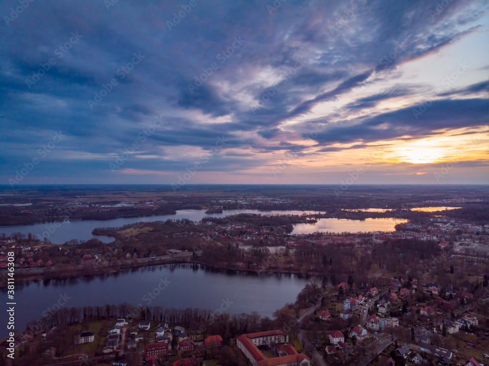 Luftbild mecklenburgische Seenplatte, Seen von oben, Schwerin