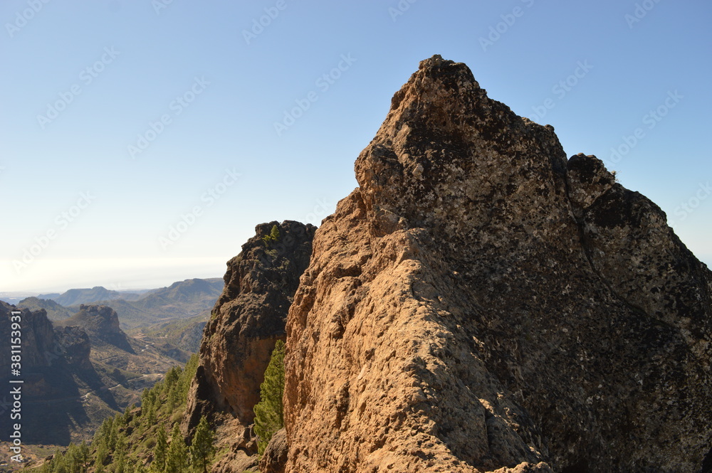 Obraz premium The inland mountain range on the island of Gran Canaria in Spain