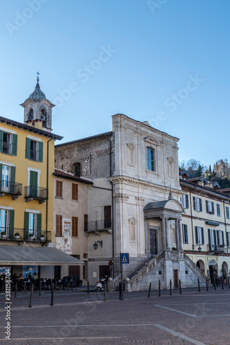 Central square of Arona with a church © Alessio