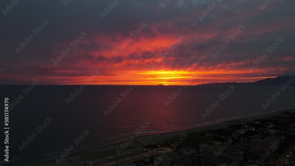 Tramonto sul mar Tirreno. Foto fatta con Mavic air 2.