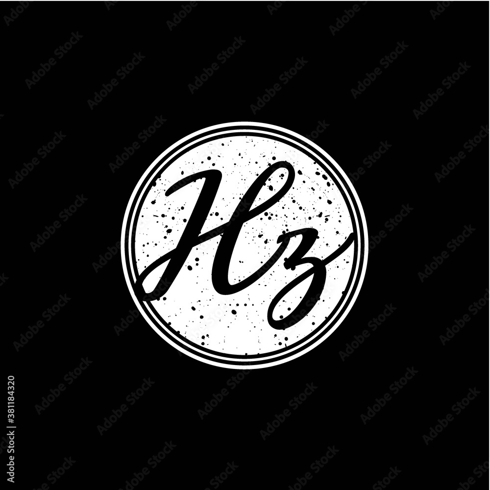 Fototapeta premium H Z Initial Handwriting In Black and White Circle Frame Design