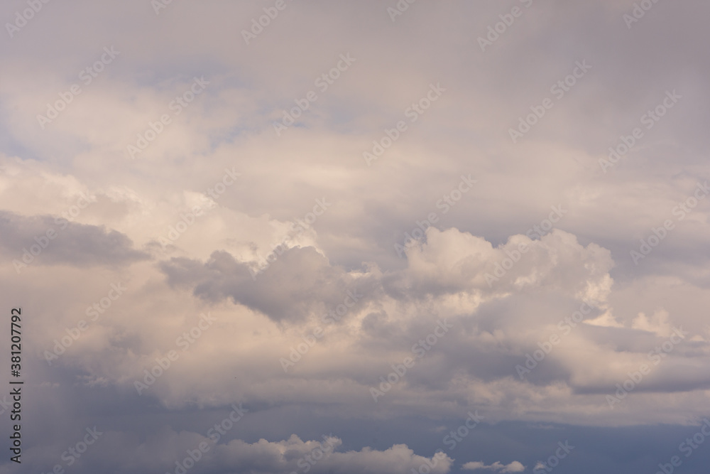 Clouds in the blue sky indicate the arrival of a disturbance Clouds in the blue sky indicate the arrival of a disturbance