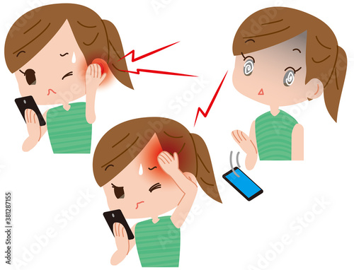 スマートフォンを使いすぎてめまいや耳鳴りを起こした女性