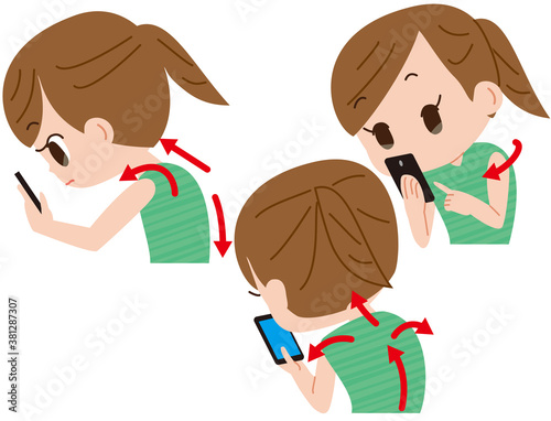 スマートフォンでの弊害。肩こりなどを起こす姿勢