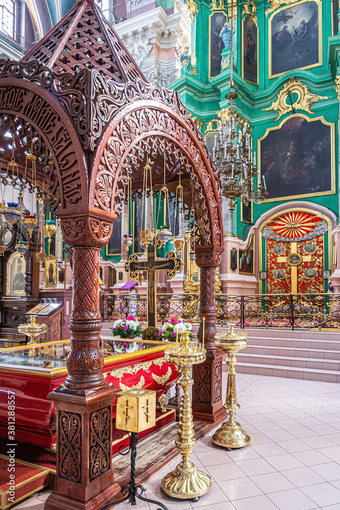 Orthodox Church of the Holy Spirit, Vilnius. the beautiful emerald colour interior design.