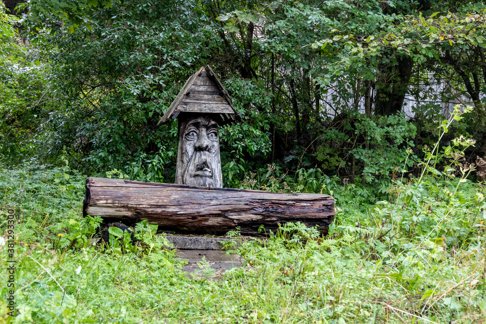 Naklejka premium Wasserstelle im Wald