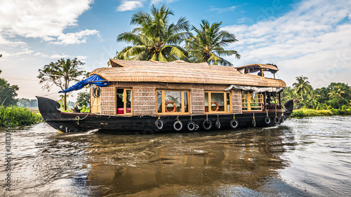 Hausboot in den Backwaters von Kerala Indien
