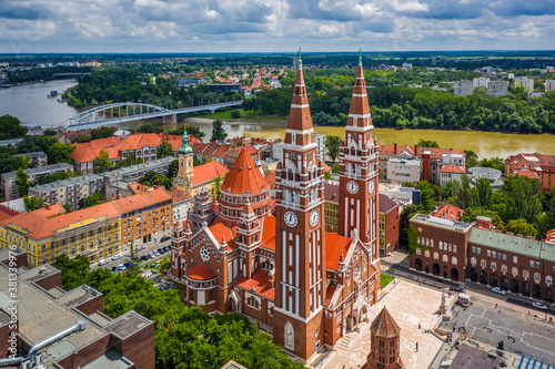 Fotografie Szeged, Hungary - Aerial view of the Votive Church and Cathedral of Our Lady of