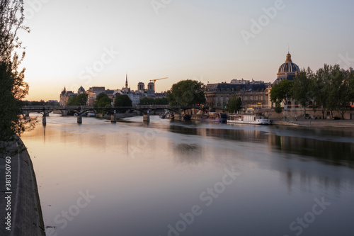 morning in pont des arts in paris 