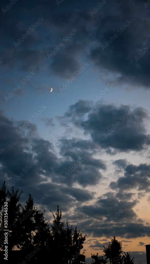 흐린, Cloudy 흐린, Cloudy