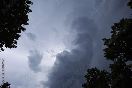 Obraz na płótnie Gewitterwolken w salonie