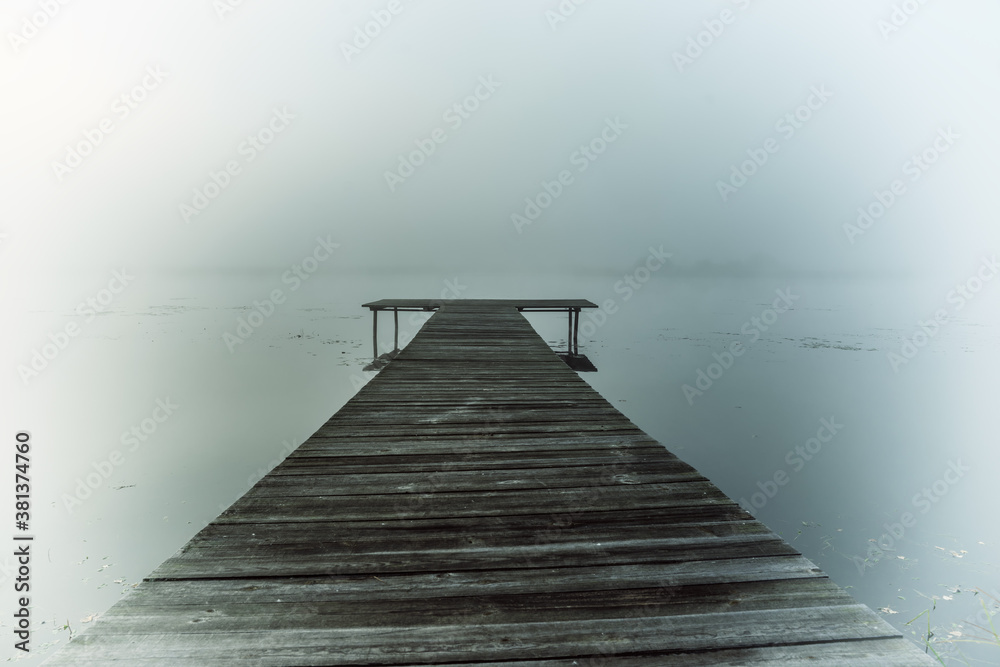Fototapeta premium morning fog lake