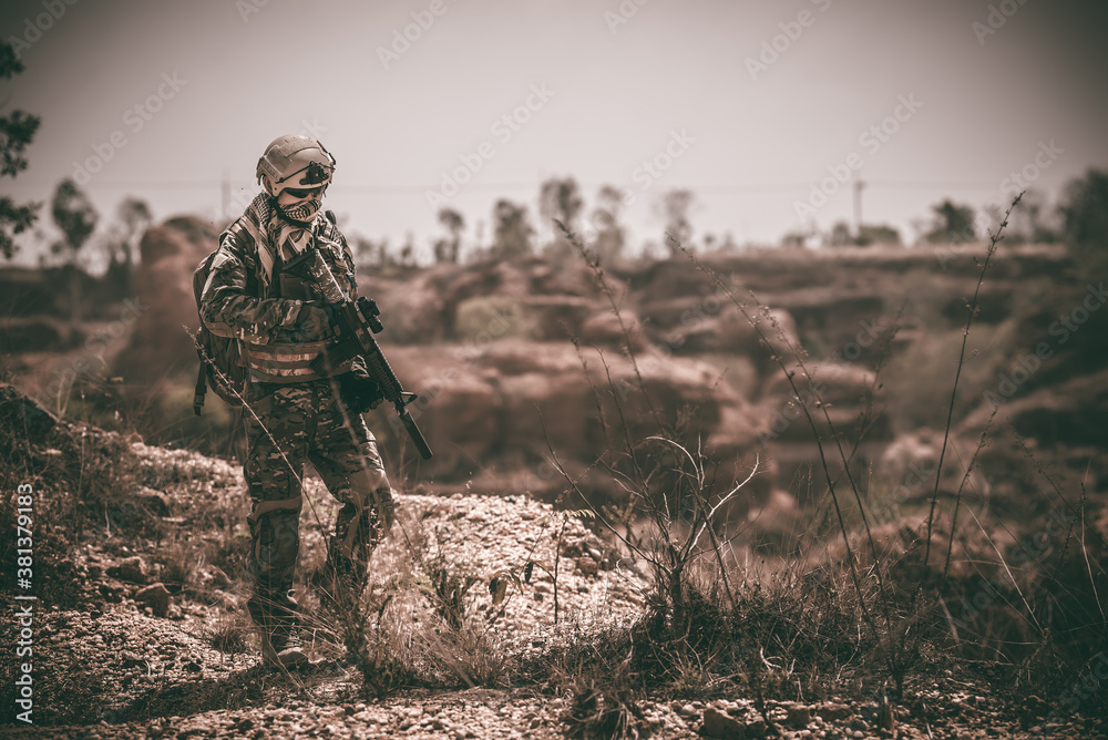 Soldiers of special forces on wars at the desert,Thailand people,Army soldier Patrolled the front line Soldiers of special forces on wars at the desert,Thailand people,Army soldier Patrolled the front line