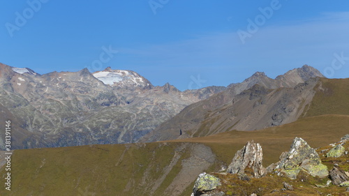 Blick vom Mohar auf den Hohen Sonnblick, den Eckkopf die Rojacherspitze un das Alteck / Oberkärnten / Österreich