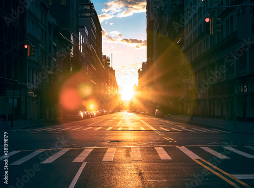 Photography Sunsets on the empty streets and sidewalks of New York City during the coronavir