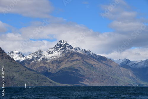 The view of mountains in Queenstown, New Zealand © Yujun