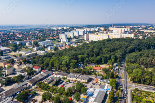 Panorama miasta Gorzów Wielkopolski, widok z lotu ptaka w tle osiedle Staszica, Polska