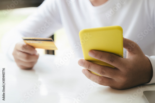 People shopping and pay by credit card