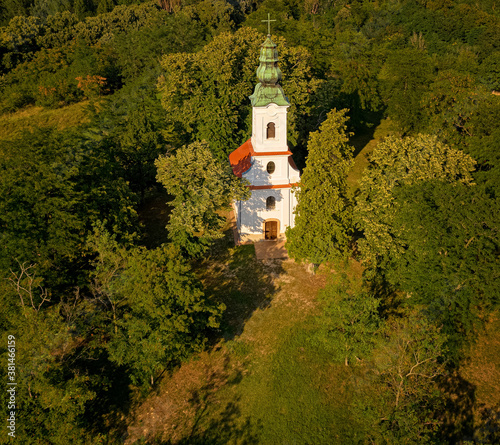Small chapel in Szantodpusz...