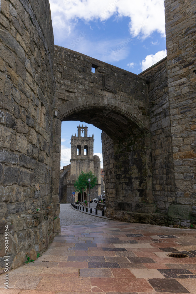 Pueblo medieval de Asturias llamado Salas en España