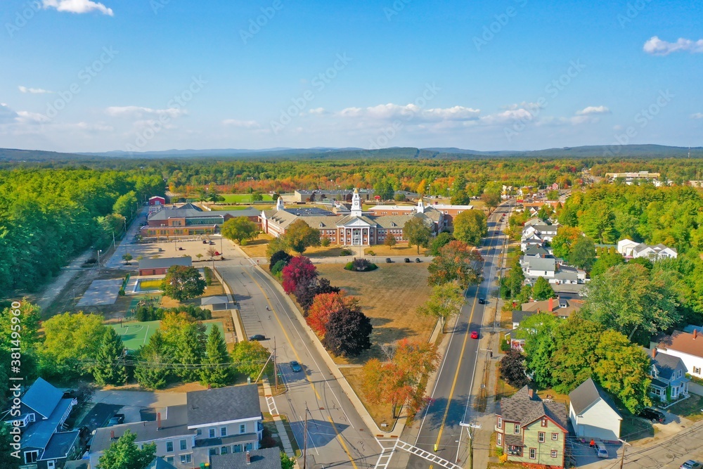 Fototapeta premium Aerial Drone Photography Of Downtown Rochester, NH (New Hampshire) During The Fall