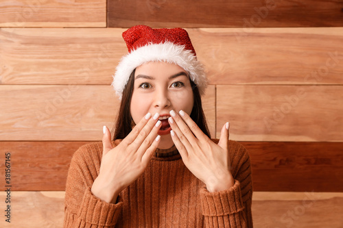 Surprised young woman in Sa...