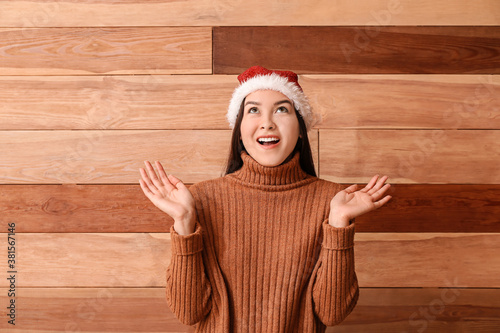 Surprised young woman in Sa...