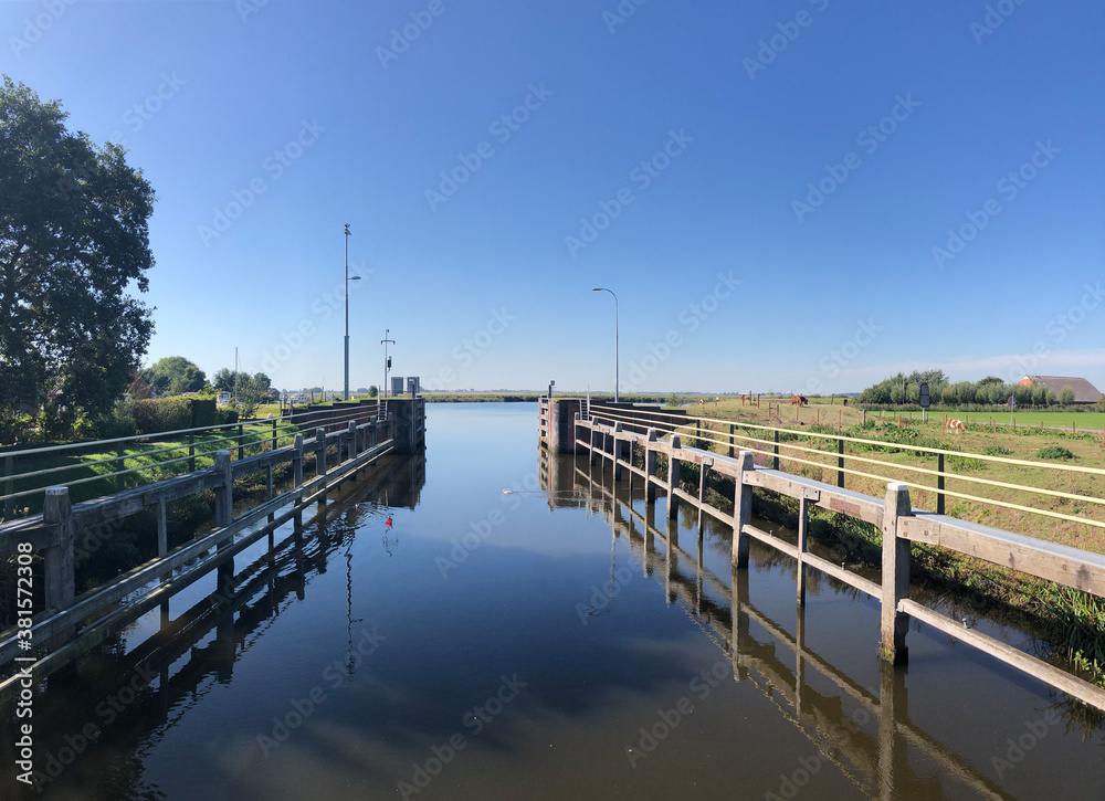 Canal lock in Electra Canal lock in Electra