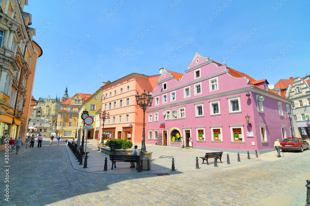 Kłodzko – miasto w Polsce, w województwie dolnośląskim , położone w Górach Bardzkich nad Nysą Kłodzką. 