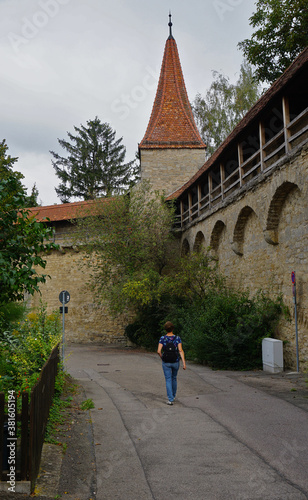 Rothenburg ob der Tauber, Stadtmauer mit Turm