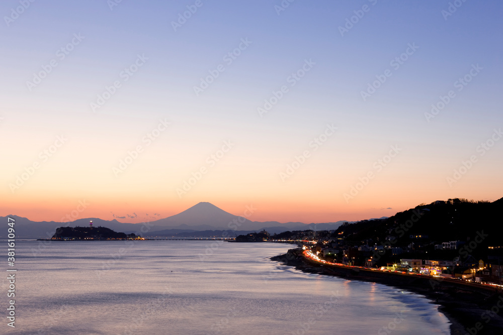 江の島と富士山