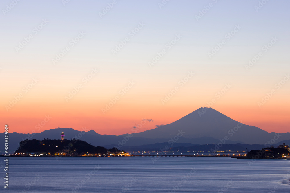 江の島と富士山