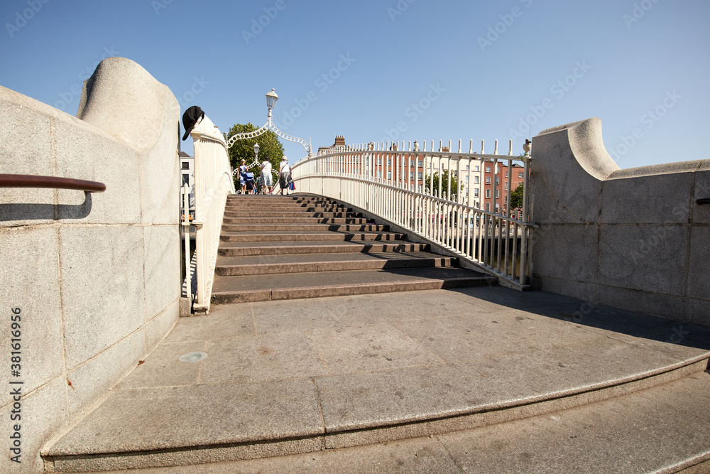 The Ha'penny bridge in Dublin City, Ireland