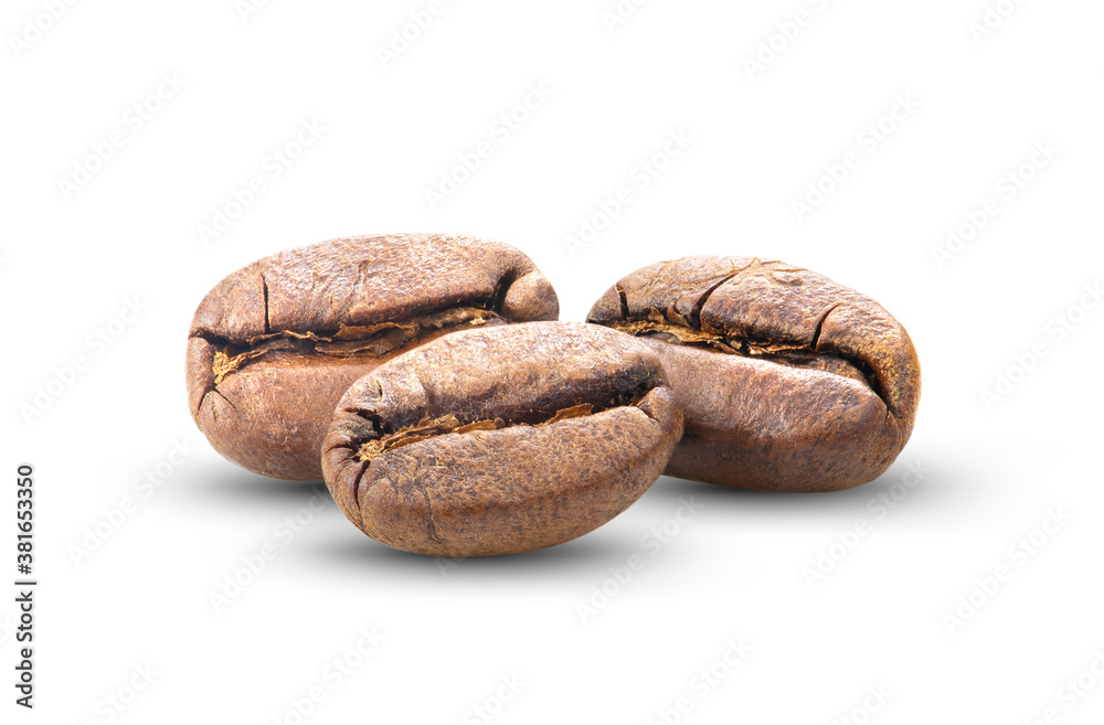 Obraz premium Coffee beans isolated on white background