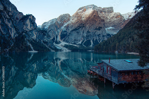 Pragser Wildsee  Dolomiten  Bootshaus