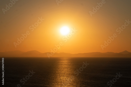 Sonnenuntergang am Meer © Madeleine