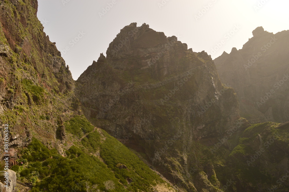 Obraz premium The dramatic, misty and beautiful mountain landscape of Madeira Island in Portugal